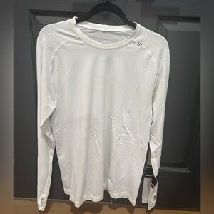 Lululemon long sleeve metal vent sz L